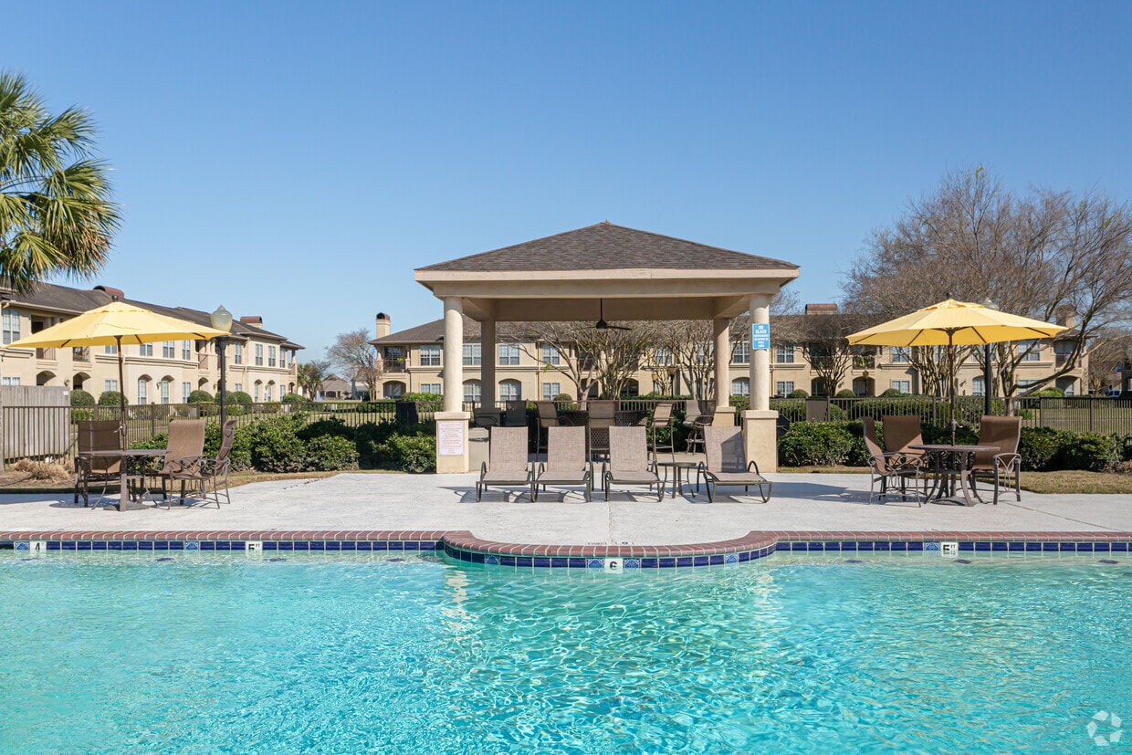 Chateau des Lions Apartments Lafayette, LA