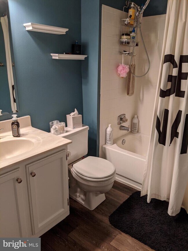 6128 Old Landing Way Unit 75, Burke, VA 22015 Condo for Rent in Burke