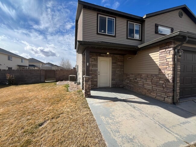 Building Photo - 1843 Gemini Meadows Lane