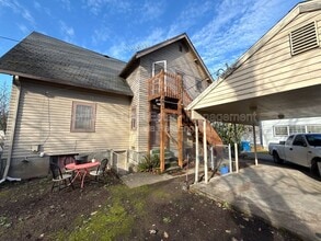 Building Photo - 240 13th St NE