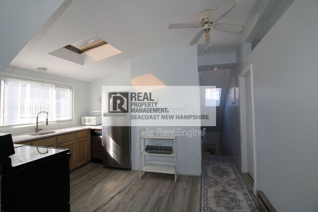 Building Photo - 4 Ashworth Ave