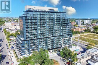 Building Photo - 89 Dundas St W