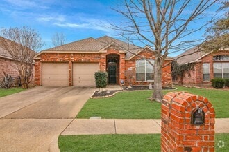 Building Photo - 8225 Olympia Dr