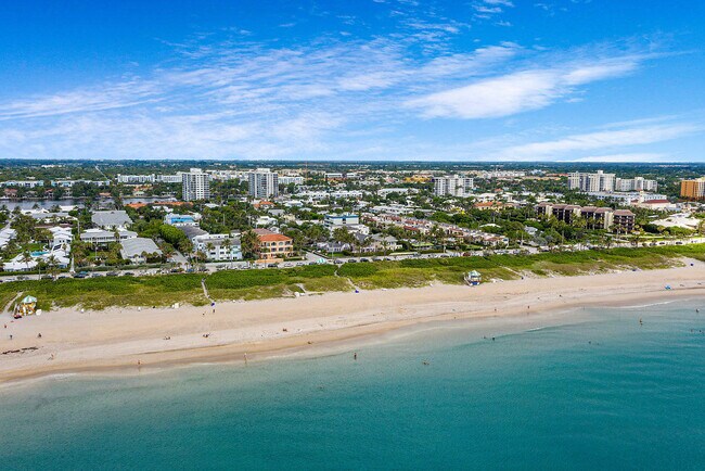 Building Photo - 1112 Ocean Terrace