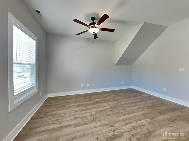 Foto del edificio - 1010 Sycamore Ridge East Burns TN