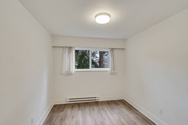 Photo du bâtiment - Green Acre Apartments