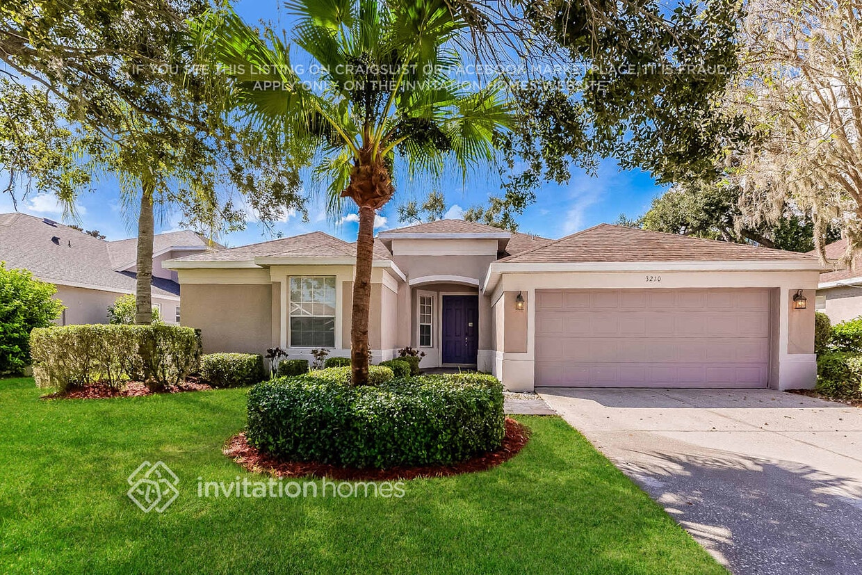 Foto principal - 3210 42nd Ave E