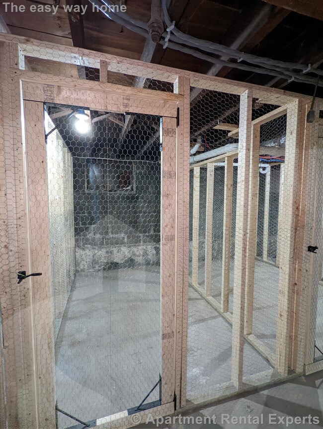 Building Photo - 8 Lowell Cir