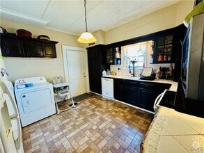 Building Photo - 436 S Massey St