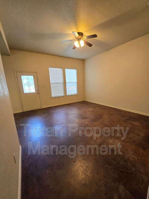 Primary Photo - 3705 Mandy Dr