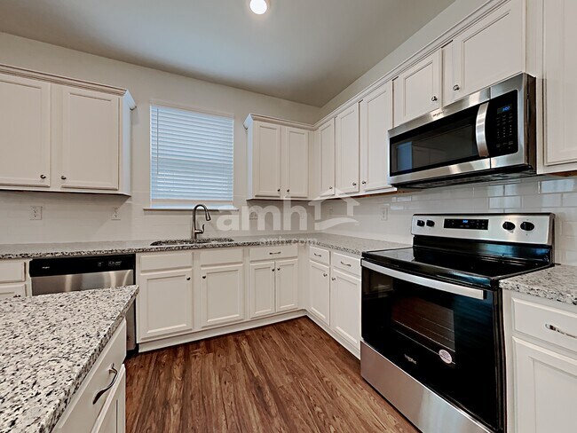 Foto del edificio - 2060 Brook Enclave Trail