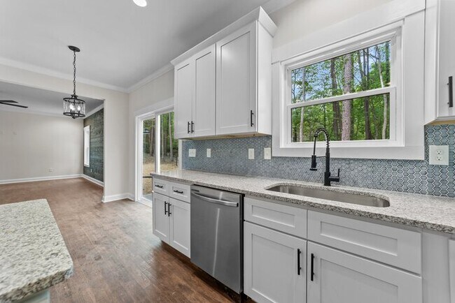 Building Photo - 4050 Daugherty Rd