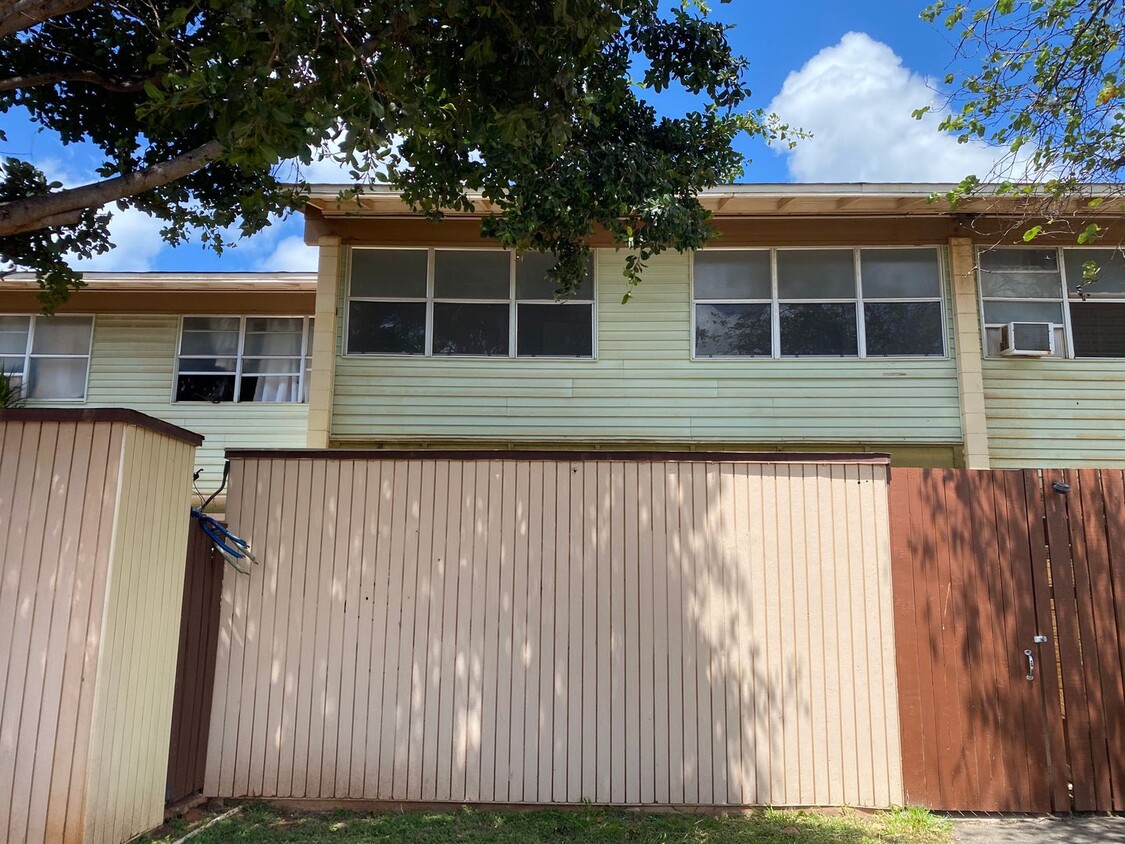 Primary Photo - Ulu Wehi Townhouse