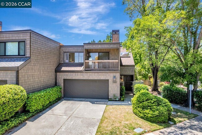 Foto del edificio - 1956 Fair Ridge Ct