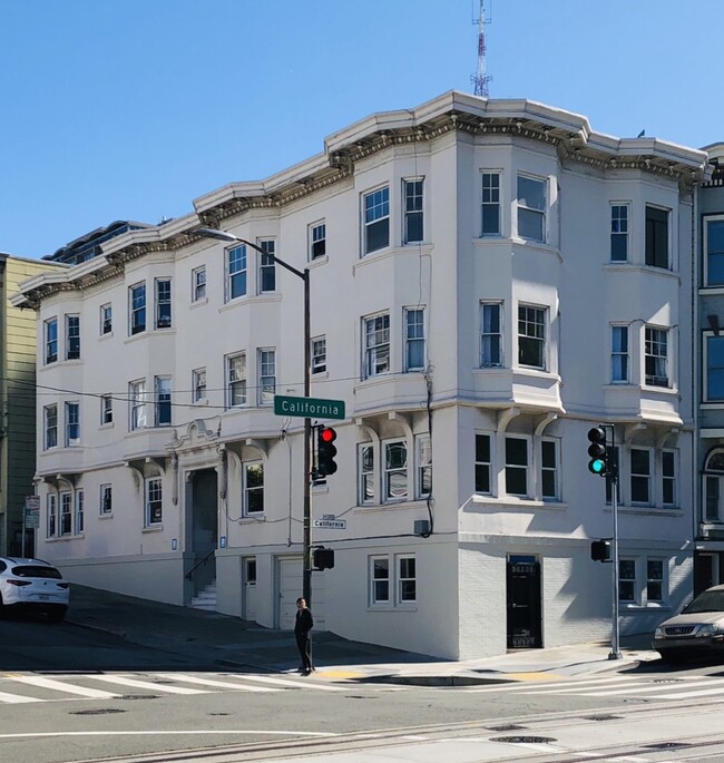 Building Photo - 1100 Leavenworth St
