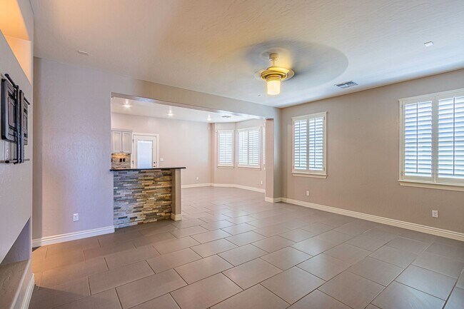 Foto del edificio - Modern Beauty in Far East El Paso!