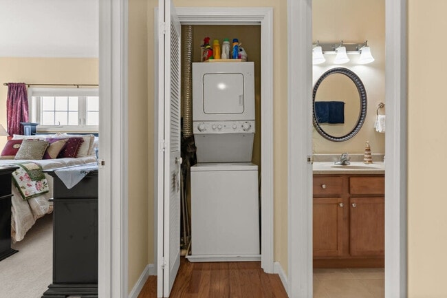 Building Photo - 15 K St