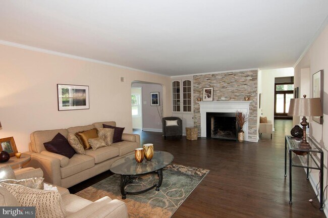 Building Photo - 1228 Arwyn Ln