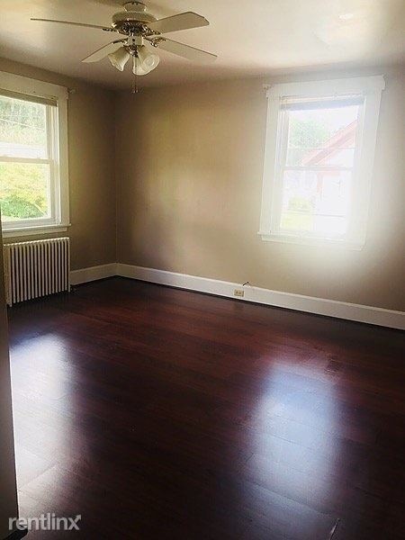 Building Photo - 2 br, 1 bath House - 412 Sell Street