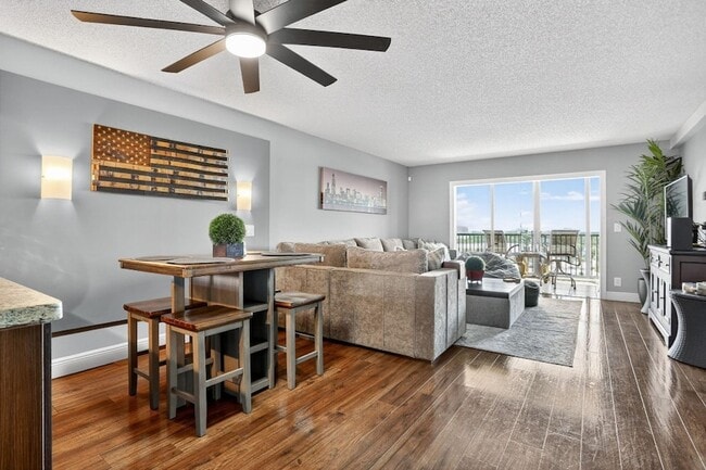 Photo - 2202 S Cypress Bend Dr Apartment