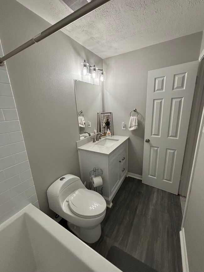 Building Photo - 55 S Camellia Grove Cir