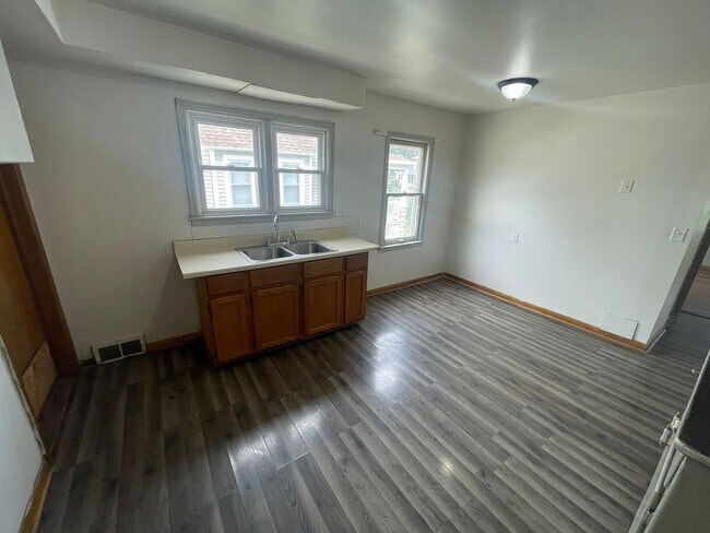 Foto del edificio - 2037-2039 S 70th St.