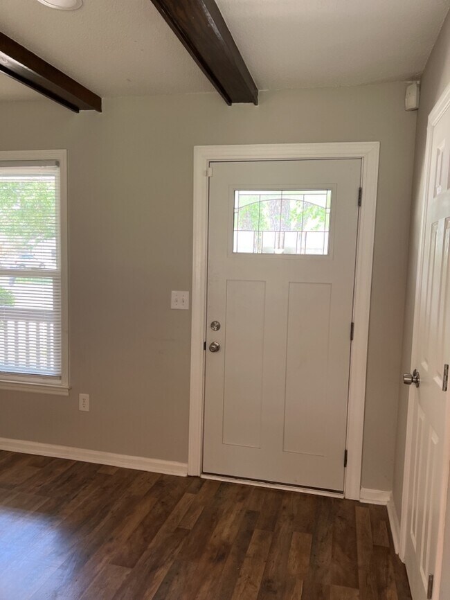 Building Photo - 4475 Kindlewood Dr. For Rent!