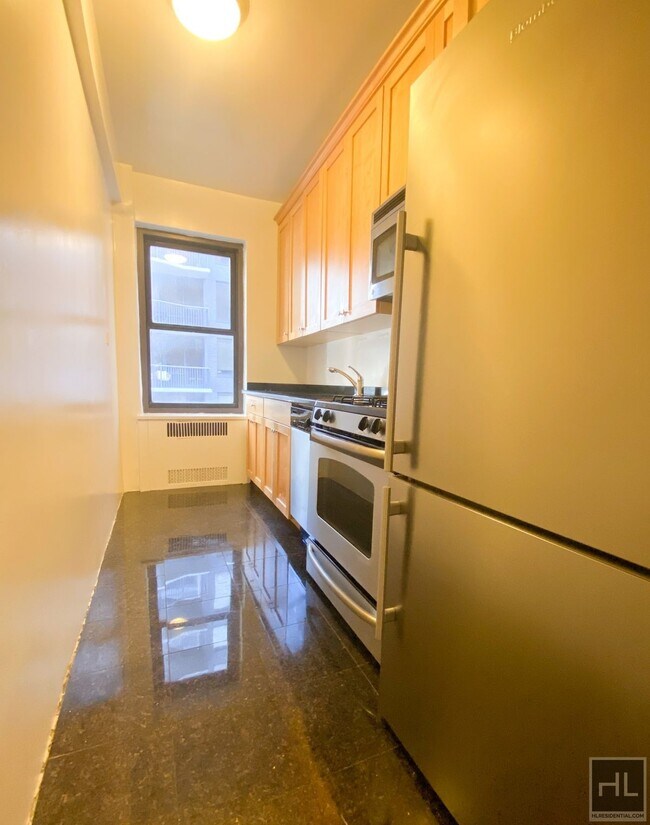 Foto del edificio - EAST 56 STREET