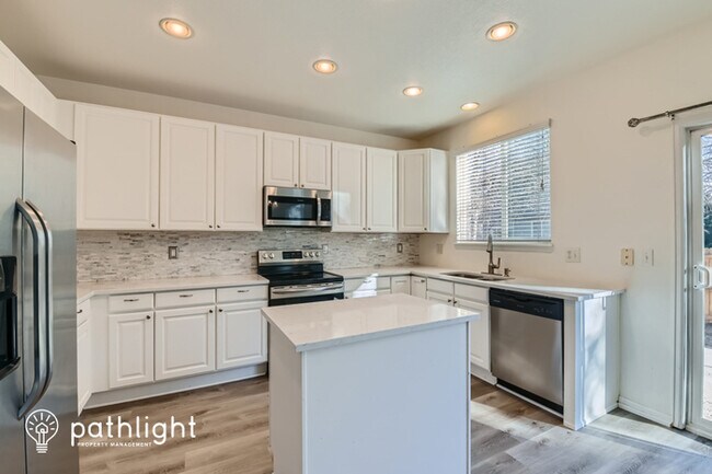 Foto del edificio - 13742 Cook Street