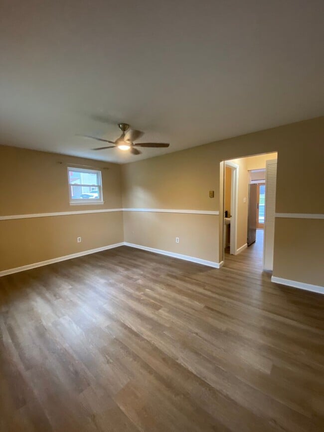 Building Photo - Attractive 3 Bedroom 1.5 Bath home in Mt. ...