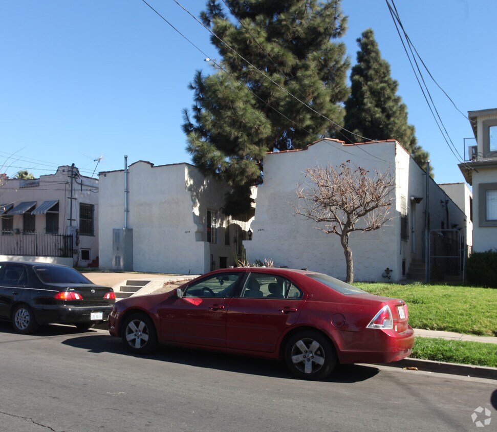 Foto principal - 1240-1242 Kenmore Ave