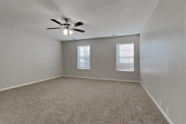 Foto del edificio - 11918 Solon Springs Dr