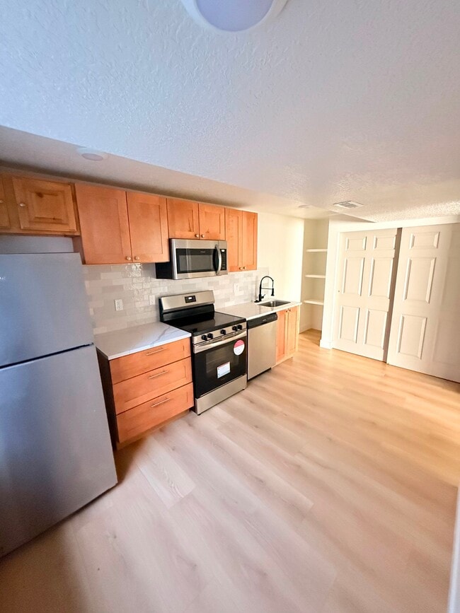 Building Photo - 3193 Rachelle Dr