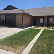 Building Photo - 5827 Urbana Pl