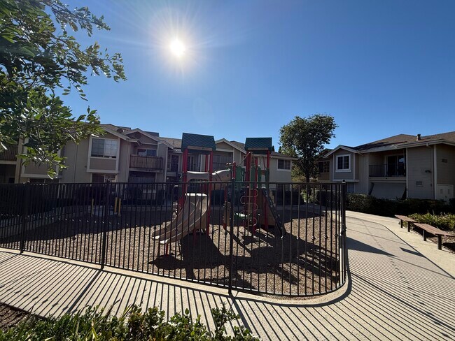 Foto del edificio - 3585 Grove St