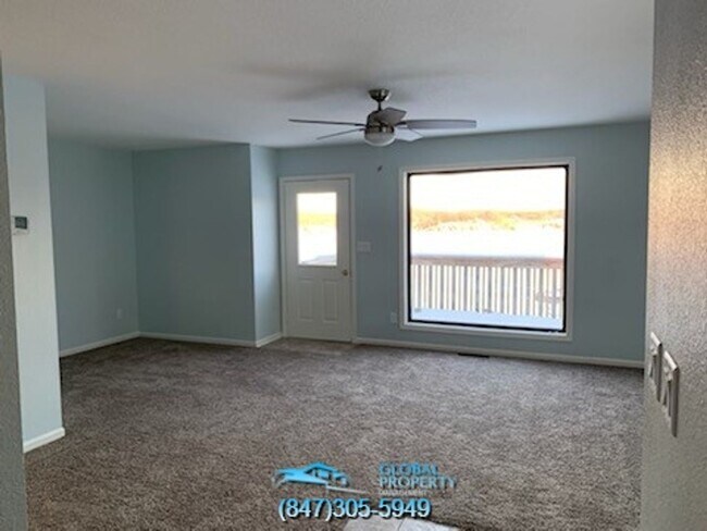 Building Photo - 886 Wading Bird Rd