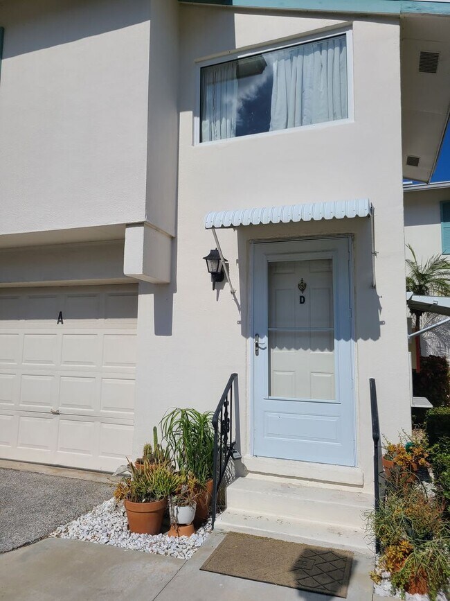 Foto del edificio - 3245 40th Way S