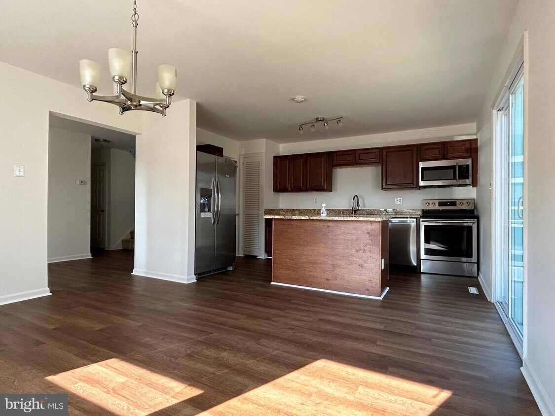 7 Elk Ln, Newark, DE 19713 House Rental in Newark, DE