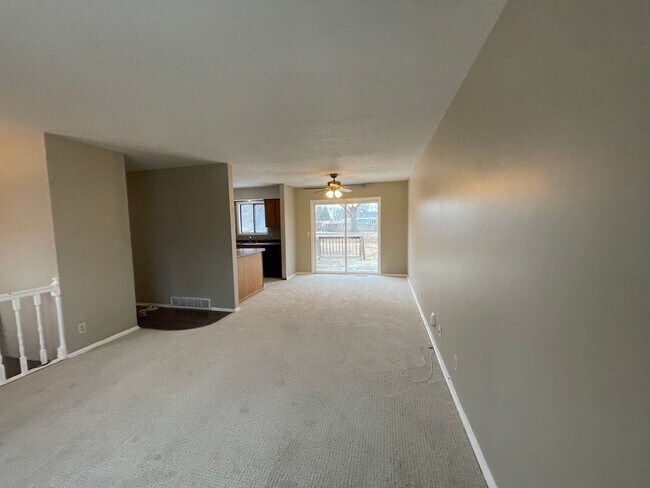 Foto del edificio - 16110 Hickory St