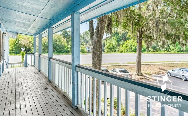 Building Photo - 2 Bedroom / 1 Bath For Rent In Tabby Oaks ...
