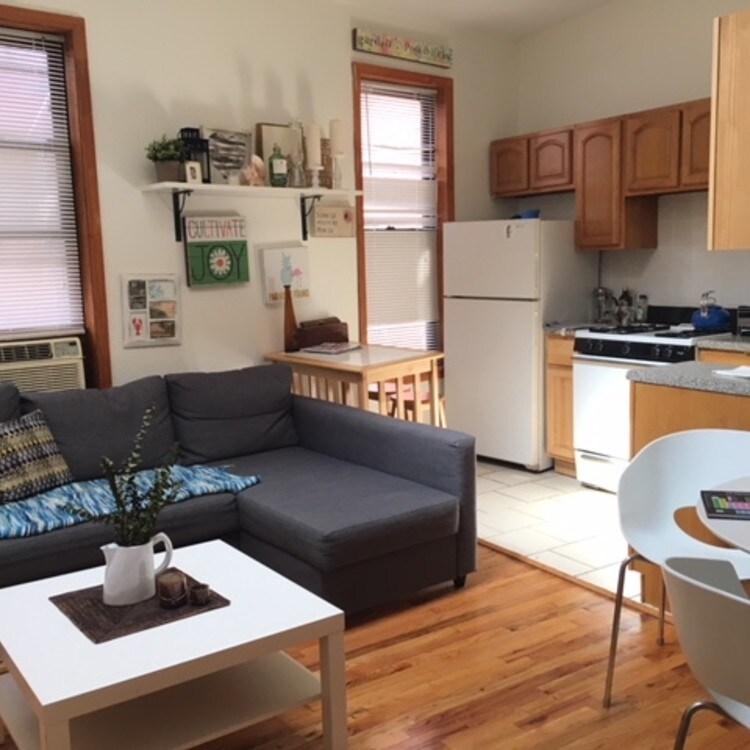 Primary Photo - 377 Metropolitan Ave