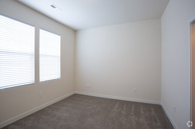 2BR, 2BA - 1016 SF - Altair at the Preserve