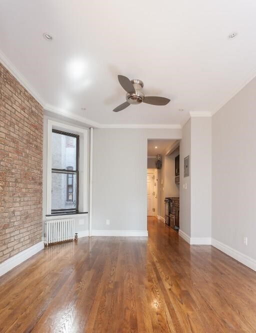 Building Photo - 250 Mott Street