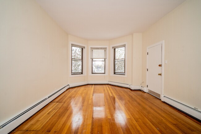 Foto del edificio - 1728 Beacon St