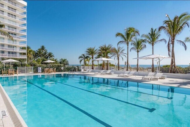 Foto del edificio - 605 Ocean Dr