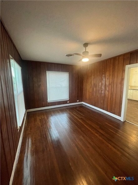 Building Photo - 211 Lackey St