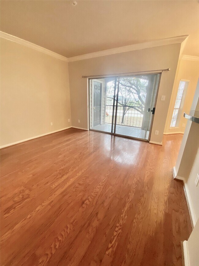 Foto del edificio - 3231 Allen Pkwy