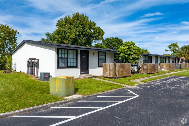 1135 N Wickham Rd Melbourne, FL 32935 - Eleven35
