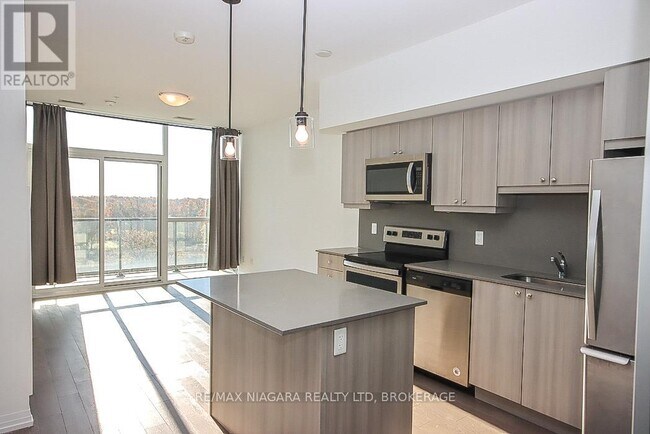 Building Photo - 7711 Green Vista Gate