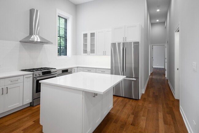 Foto del edificio - 1339 N Noble St